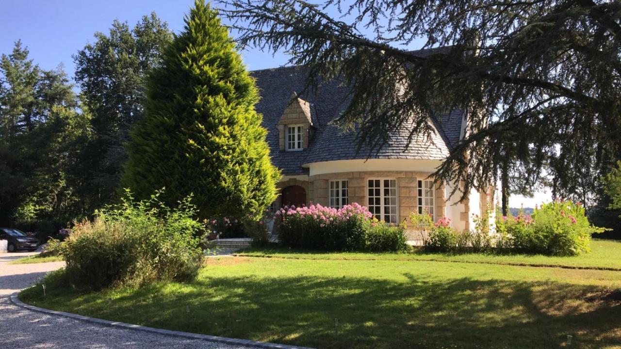 Crown Roads Bed & Breakfast Le Faouet  Exterior photo